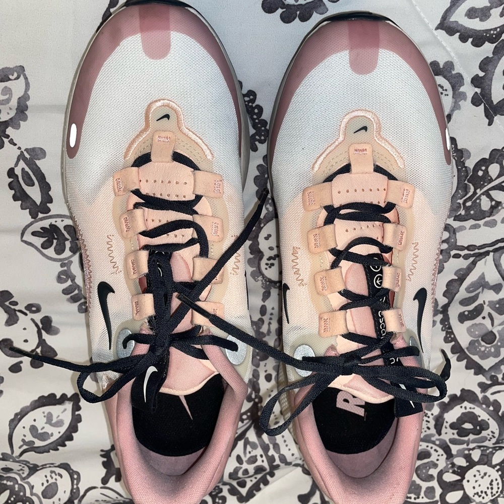 Women’s Nike Shoes